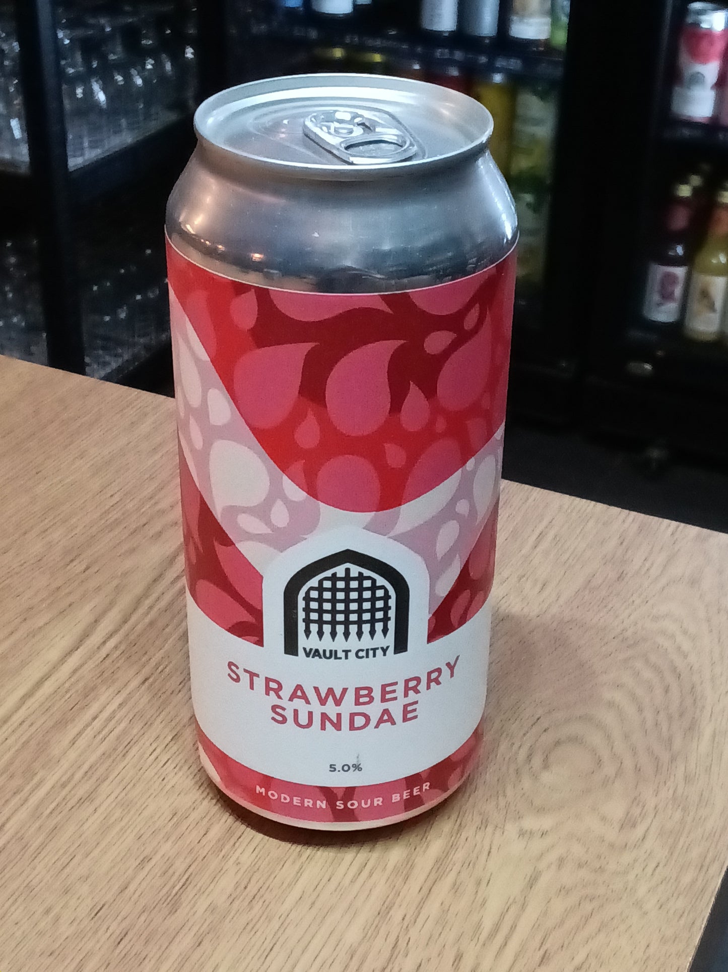 Vault City Strawberry Sundae 5.0% 440ml Can