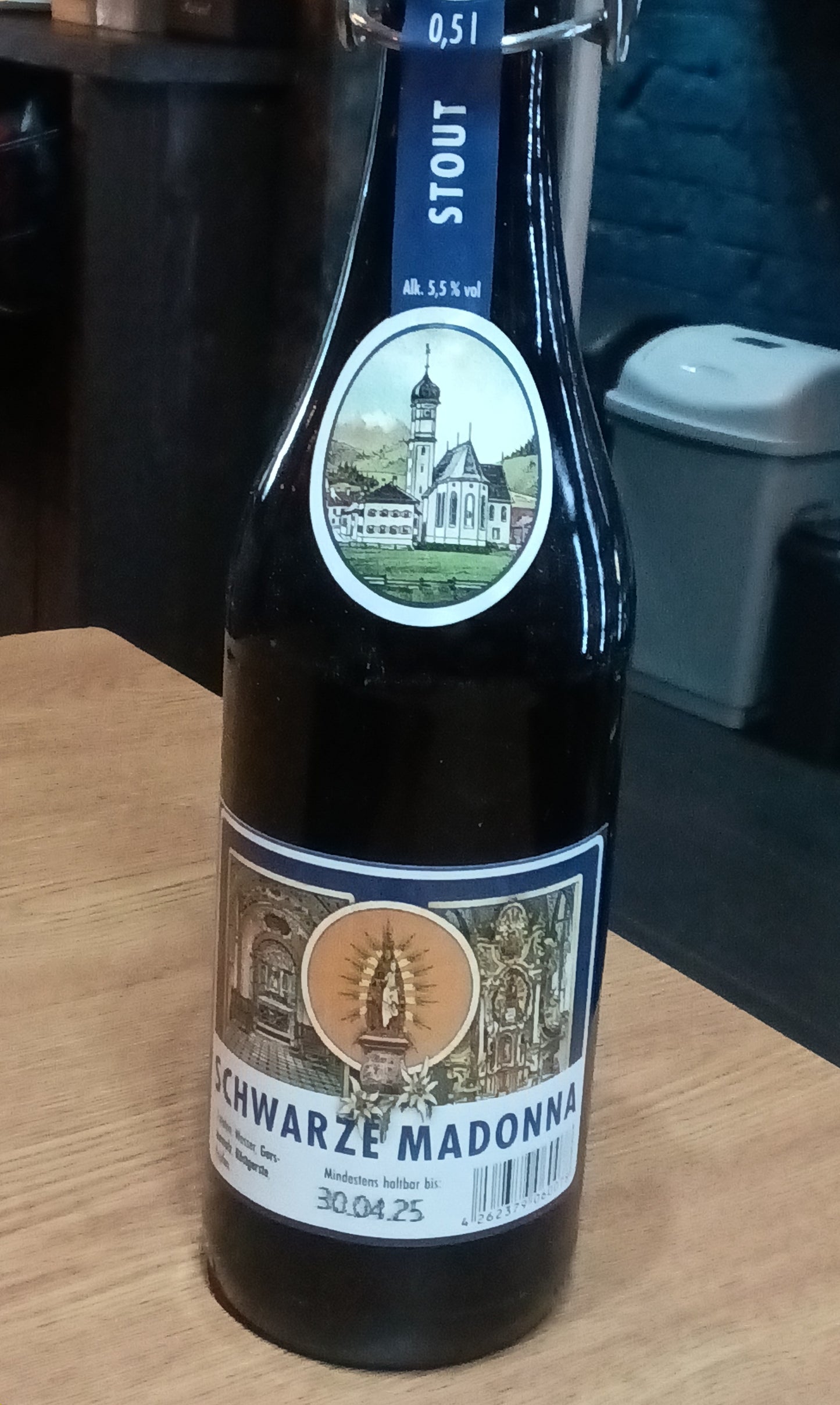 Maria Hilfer Black Madonna 5.5% 500ml Bottle