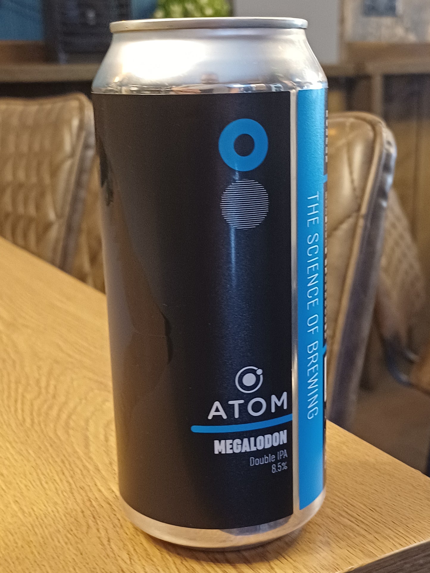Atom Megalodon 8.5% 440ml
