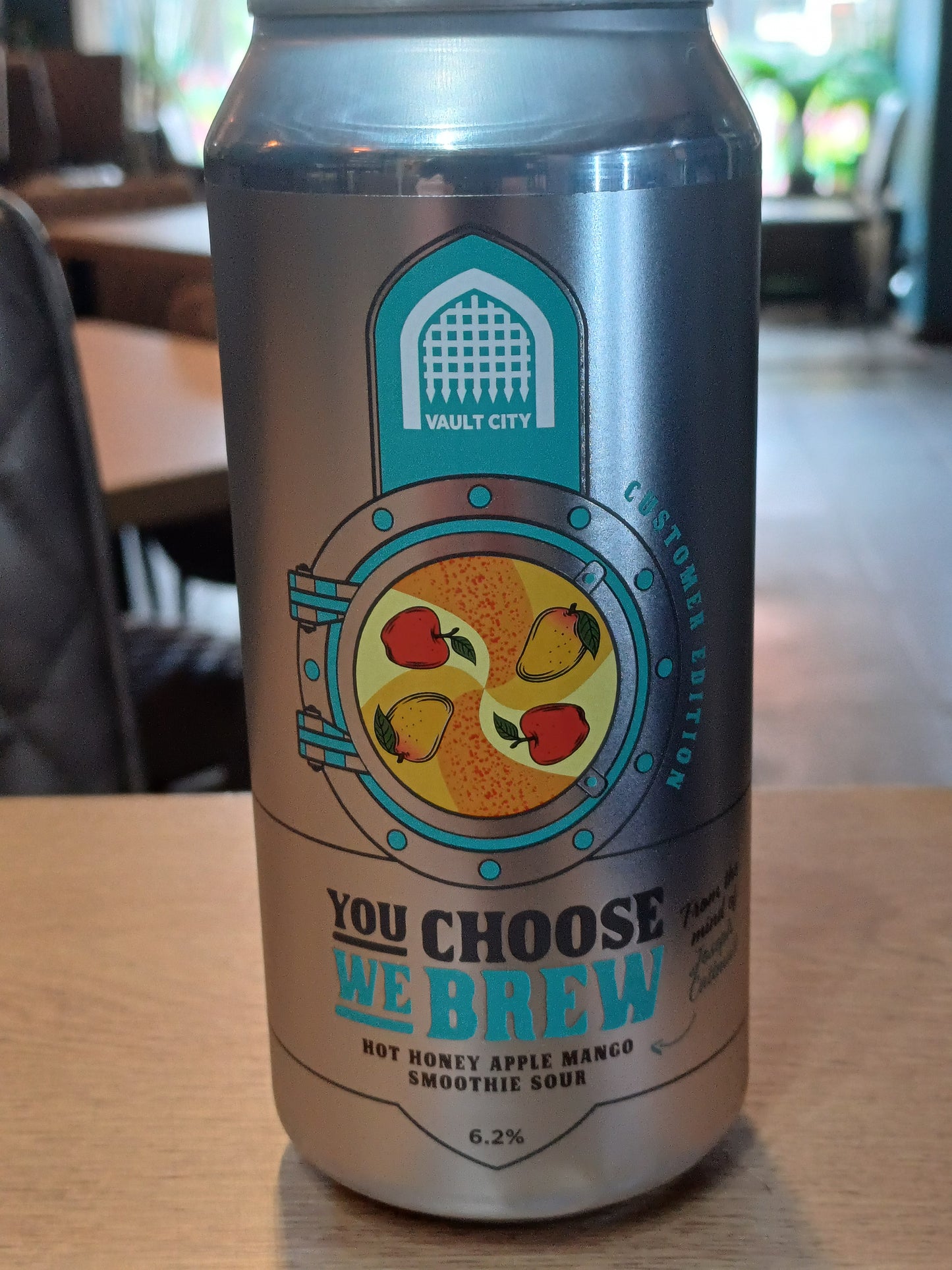 Vault City Hot Honey Apple Mango Smoothie Sour 6.2% 440ml